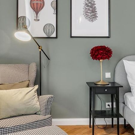 Stylovy Apartman V Centre Mesta Bratislava Luaran gambar